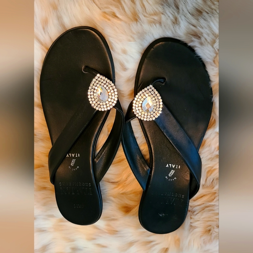 Italian Shoemakers Black Sandals
